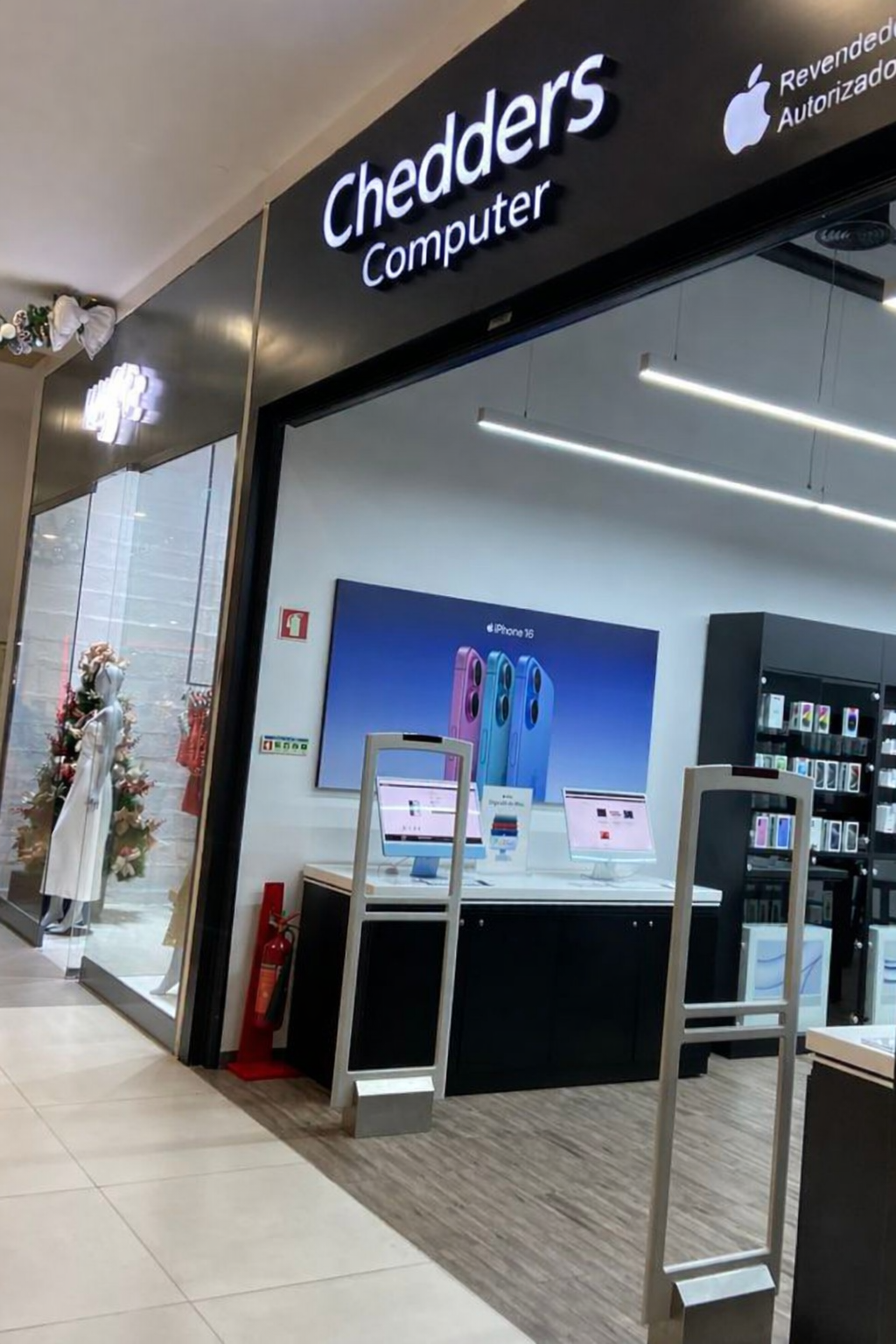 Chedders Computer Store